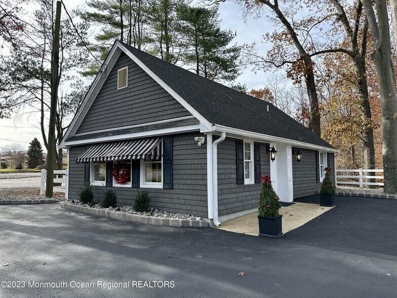 More Photos Of 452 NJ-34 Rt, Colts Neck Office For Sale