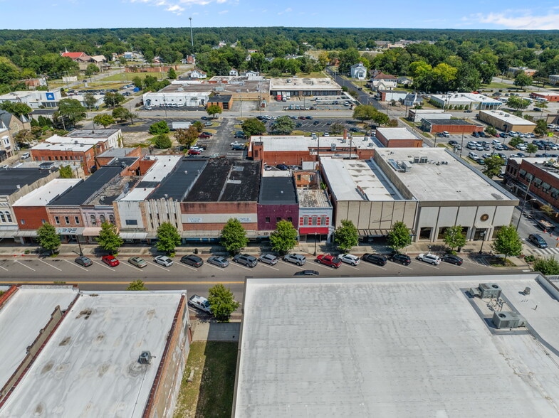 More Photos Of 115 N Queen St, Kinston General Retail For Sale