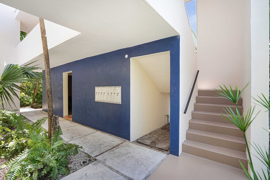 More Photos Of 100 SE 21 St, Fort Lauderdale Apartments For Sale