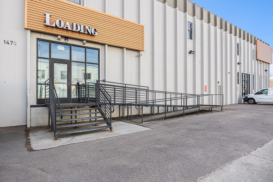More Photos Of 1475 S Acoma St, Denver Warehouse For Sale