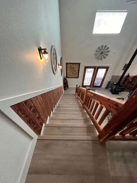 More Photos Of 141 County Road 851, Elizabeth Hotel For Sale