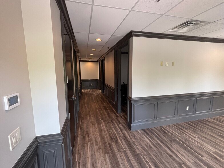 More Photos Of 3325 Aspen Grove Dr, Franklin Loft Creative Space For Sale
