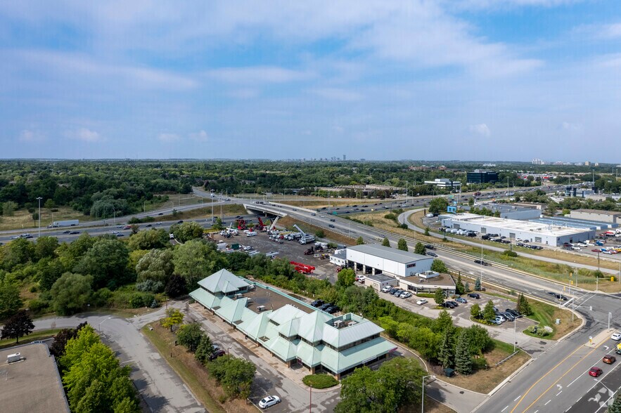 More Photos Of 871 Equestrian Ct, Oakville Light Distribution For Lease