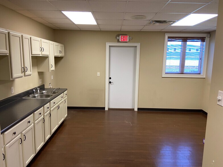 More Photos Of 155 Halton Rd, Greenville Medical For Lease