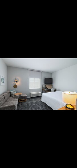 More Photos Of 215 Alford Dr, Weatherford Hotel For Sale