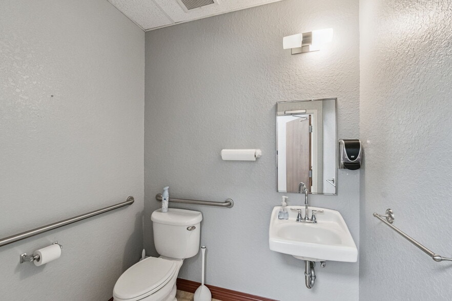 More Photos Of , Orlando Flex For Sale