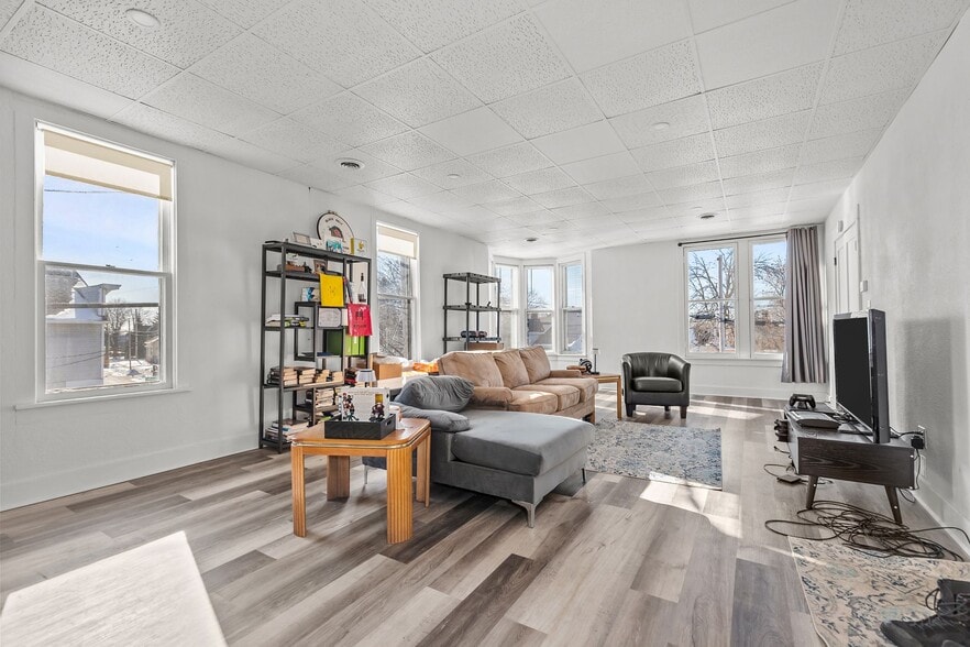 More Photos Of 344 Bowen St, Oshkosh Restaurant For Sale