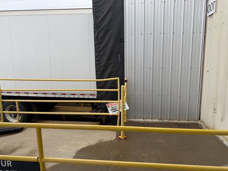 More Photos Of 3623 N Star Dr, Stillwater Warehouse For Lease
