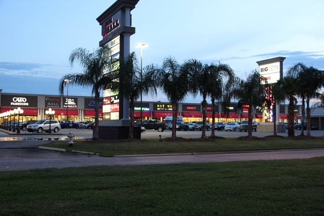 Primary Photo Of 8700 W Judge Perez Dr, Chalmette Unknown For Lease