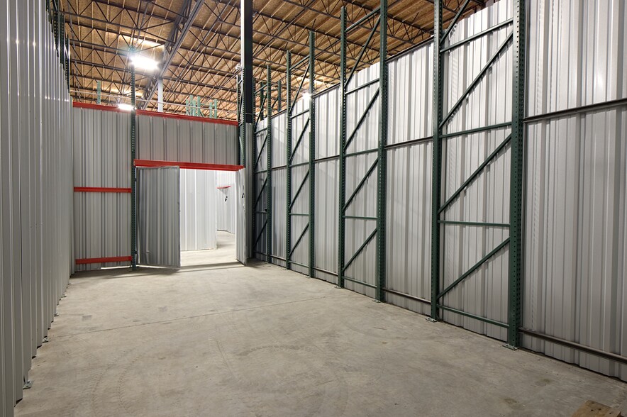 Primary Photo Of 4735-4795 Leyden St, Denver Warehouse For Lease