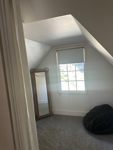 More Photos Of 821 Roger Ave, South Lake Tahoe Restaurant For Lease