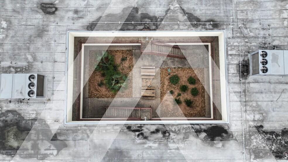 More Photos Of 5959 Westheimer Rd, Houston Office For Lease