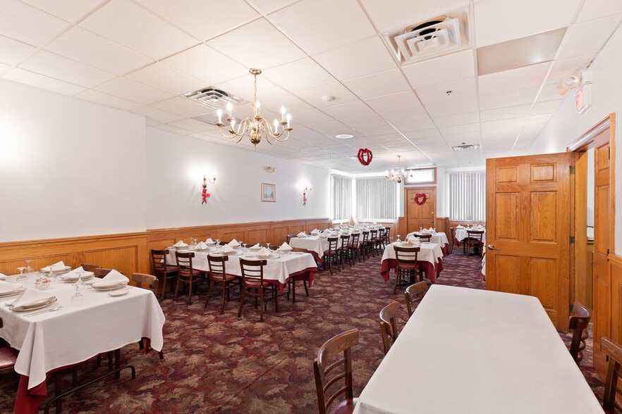 More Photos Of 614-616 Broadway, Bayonne Restaurant For Sale