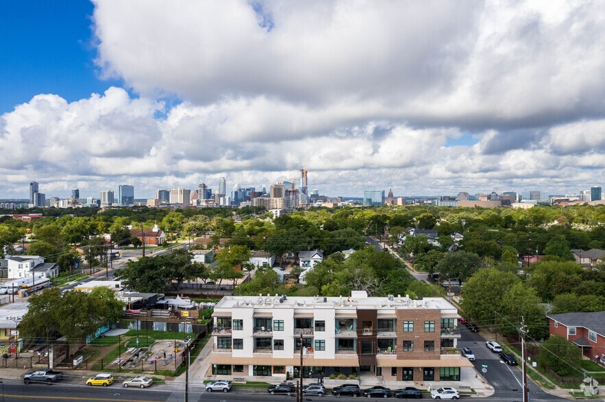 More Photos Of 1212 Chicon St, Austin Storefront Retail Office For Lease