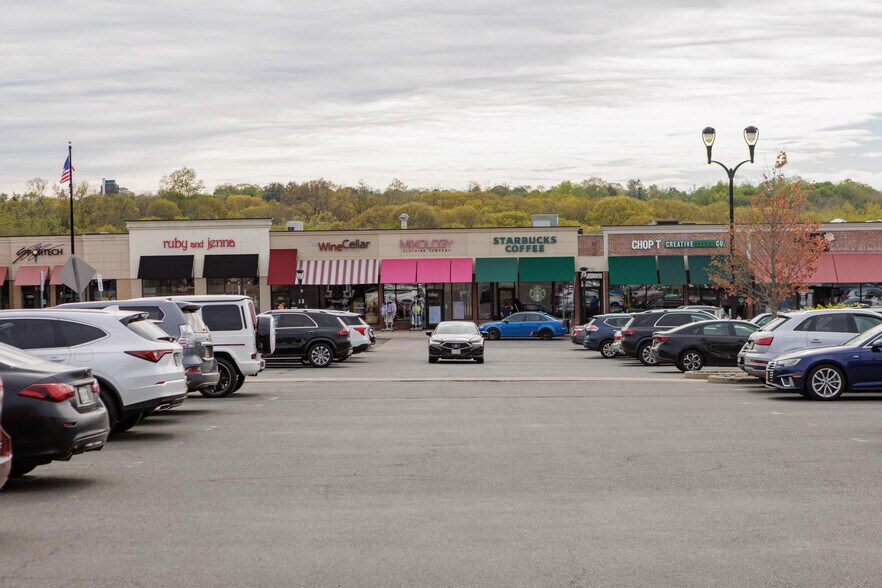 More Photos Of 126 S Ridge St, Rye Brook Unknown For Lease