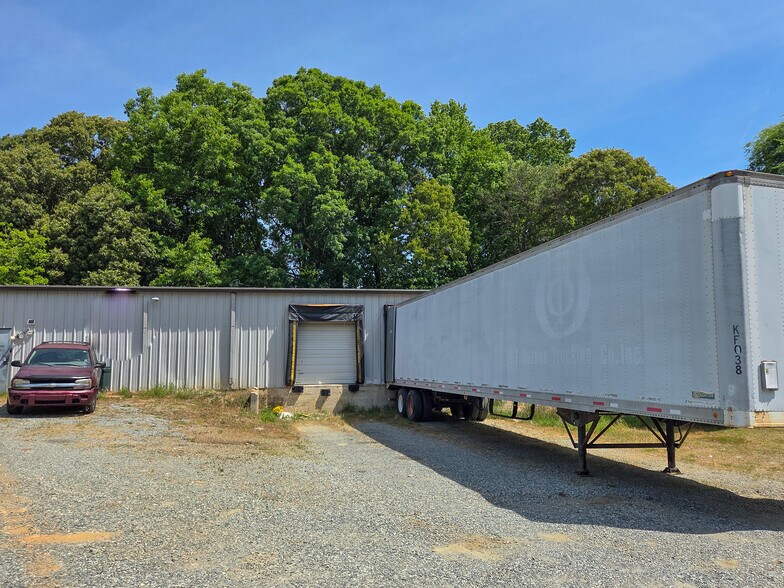 More Photos Of 248 W Franklinville St, Staley Manufacturing For Sale