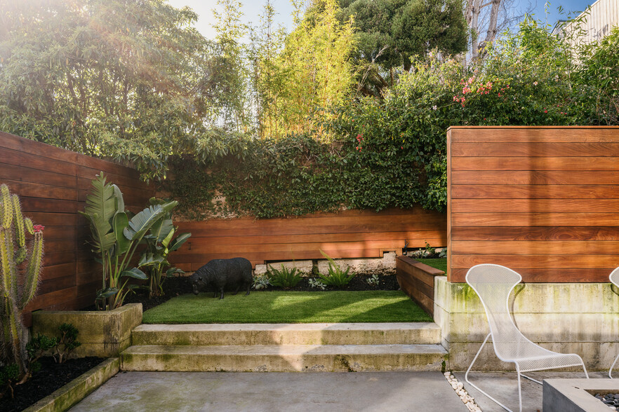 More Photos Of 1126 Sanchez St, San Francisco Apartments For Sale