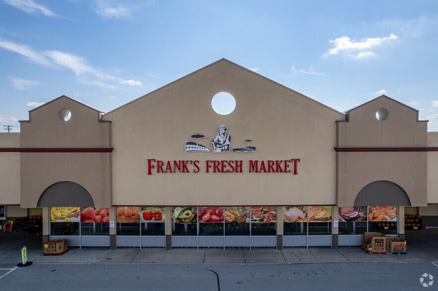 More Photos Of 330-518 Georgetown Sq, Wood Dale Unknown For Lease