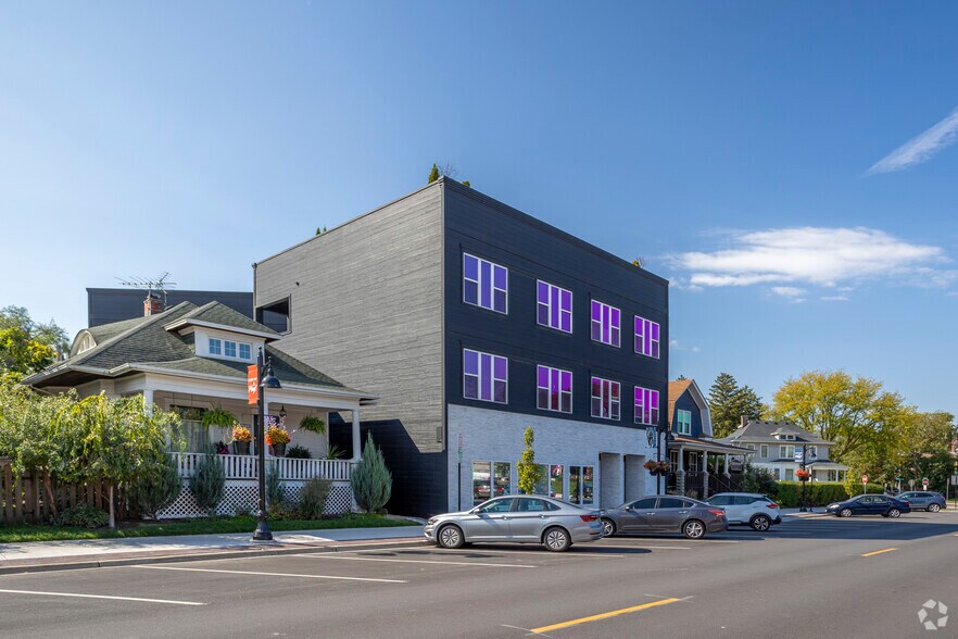 More Photos Of 3708 Grand Blvd, Brookfield Apartments For Lease