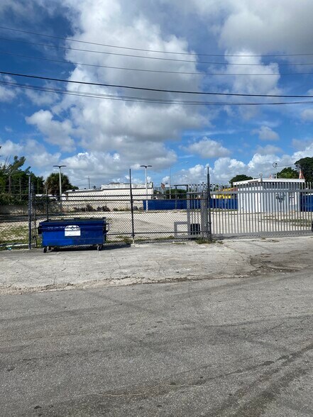 More Photos Of 300 NW 79th St, Miami Land For Sale
