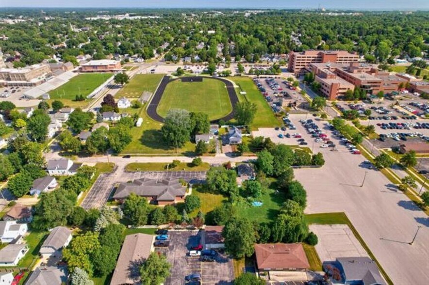 More Photos Of 2010 15th St, Bay City Healthcare For Sale