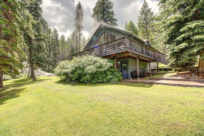 More Photos Of 23113 Rollins Lakeshore Dr, Rollins General Retail For Sale