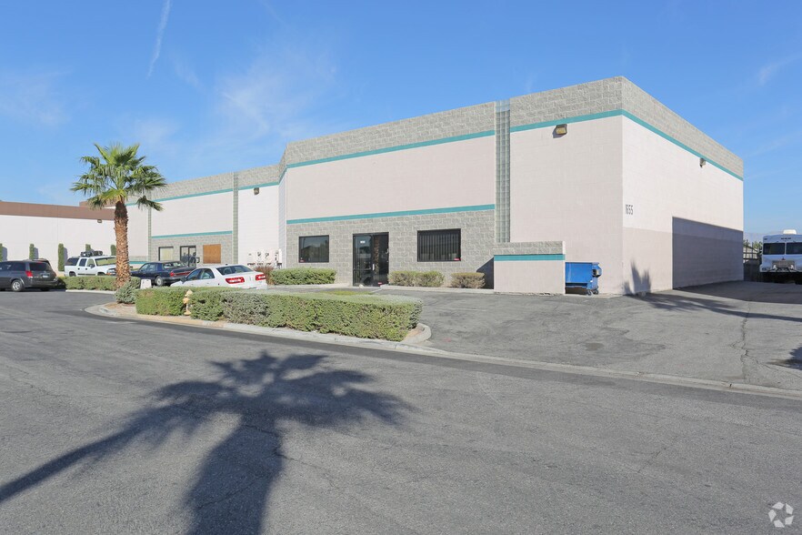 More Photos Of 1655 S Mojave Rd, Las Vegas Warehouse For Lease