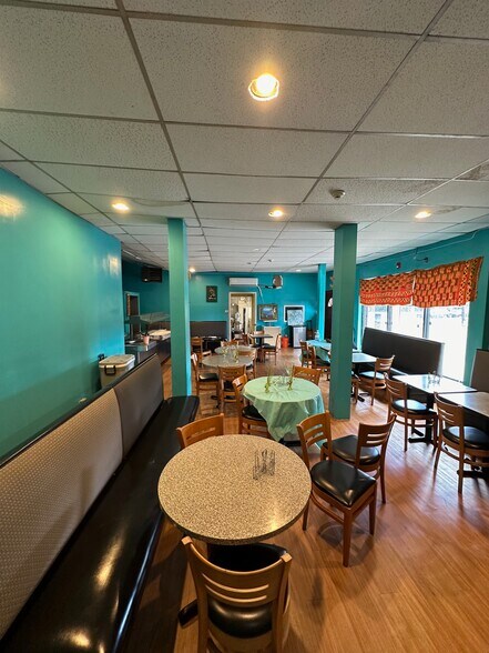 More Photos Of 335-341 Lyons Ave, Newark Storefront Retail Residential For Lease