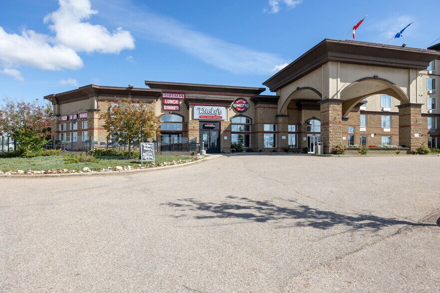 More Photos Of 435 Gregoire Dr, Fort McMurray Hotel For Lease