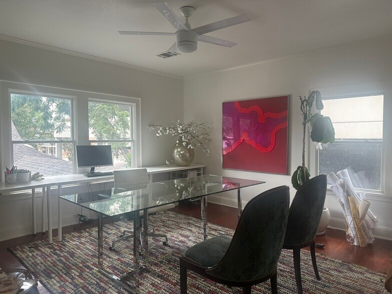 More Photos Of 1604 Nueces St, Austin Office Residential For Lease