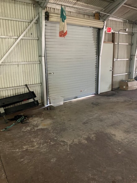 More Photos Of 11118 S Cleveland Ave, Fort Myers Warehouse For Sale