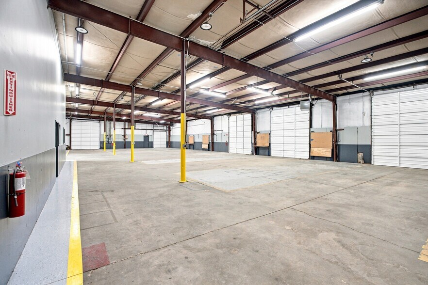 More Photos Of 3613 Jones Sausage Rd, Garner Flex For Lease