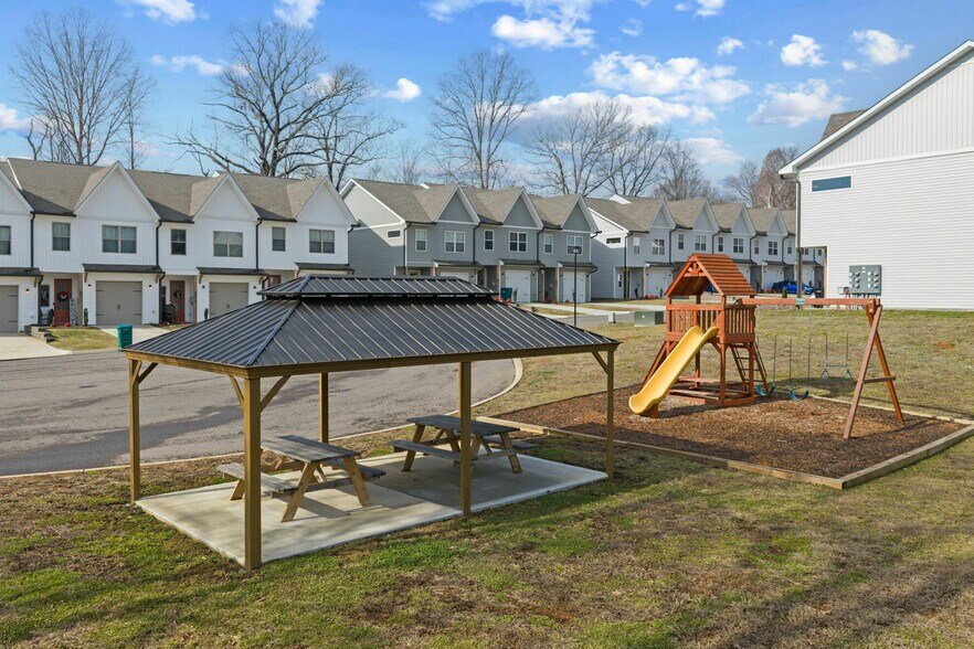 More Photos Of 8407-8456 Whisper Ln, Powell Apartments For Sale