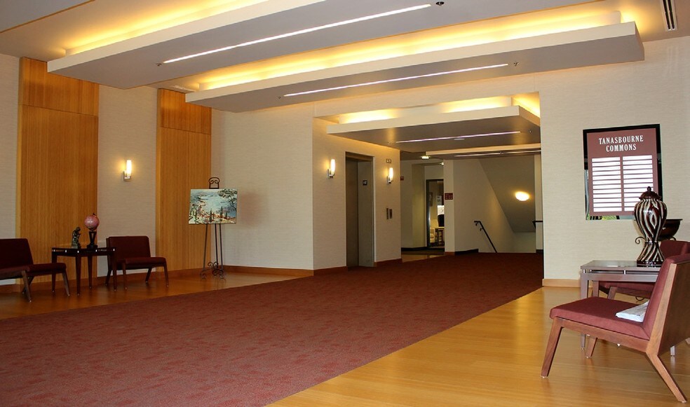 More Photos Of 17933 NW Evergreen Pl, Beaverton Office For Lease