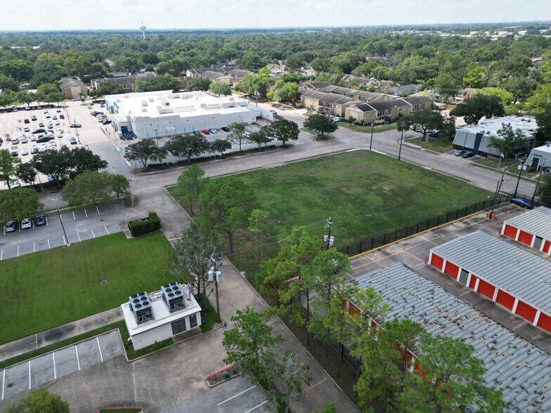 More Photos Of 9651 Glenfield Ct, Houston Land For Lease