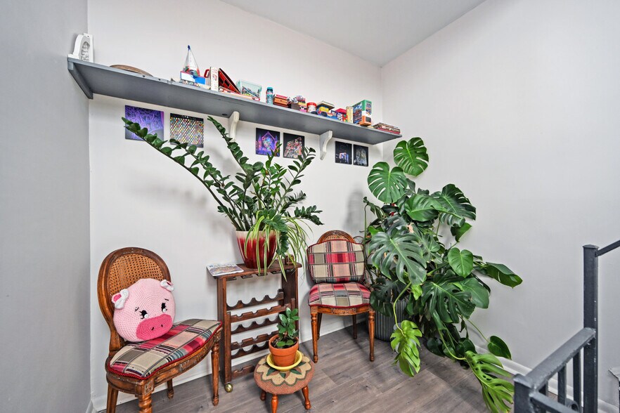 More Photos Of 118 E Liberty St, Cincinnati Apartments For Sale