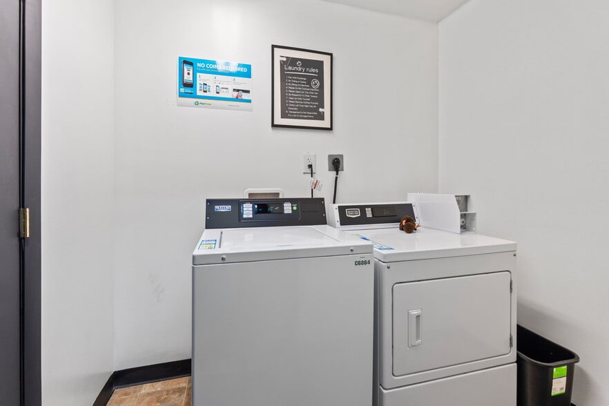 More Photos Of 1309 Fair Ave, Columbus Apartments For Sale