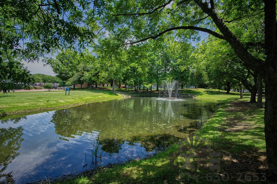 More Photos Of 600 Six Flags Dr, Arlington Office For Lease