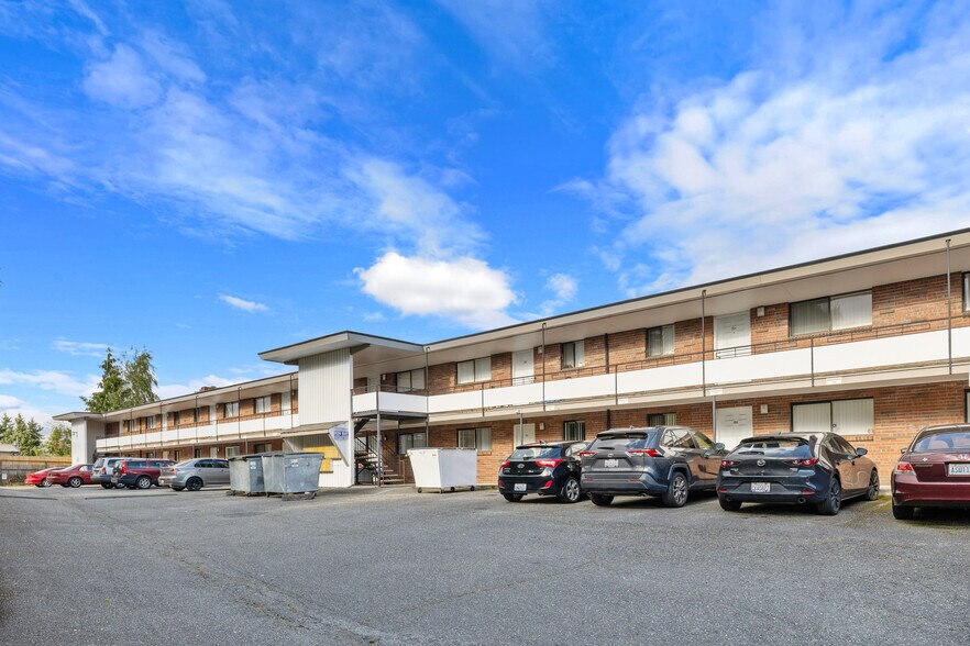 More Photos Of 2517 Howard St, Everett Apartments For Sale