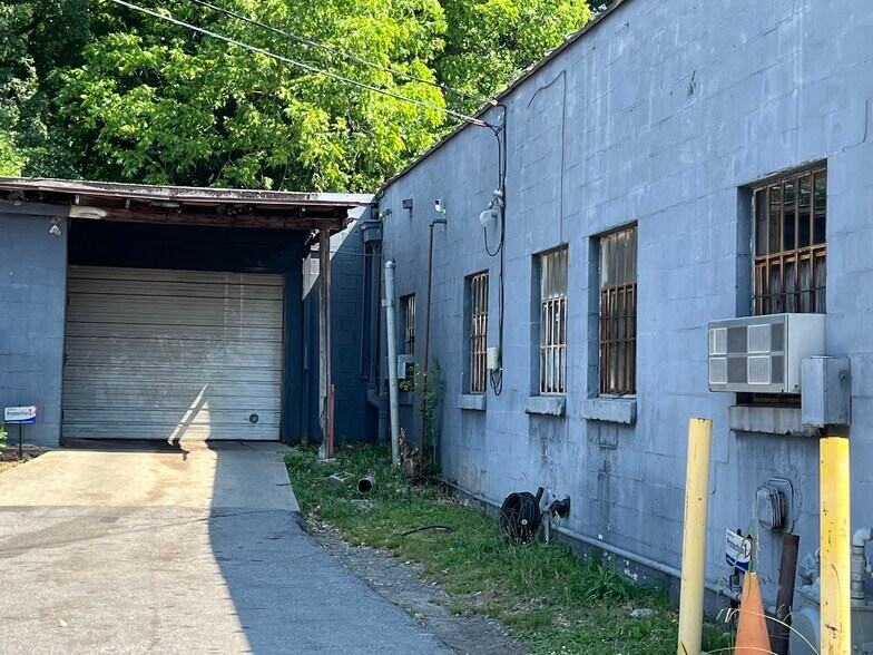 More Photos Of 1618 Dekalb Ave, Atlanta Auto Repair For Sale