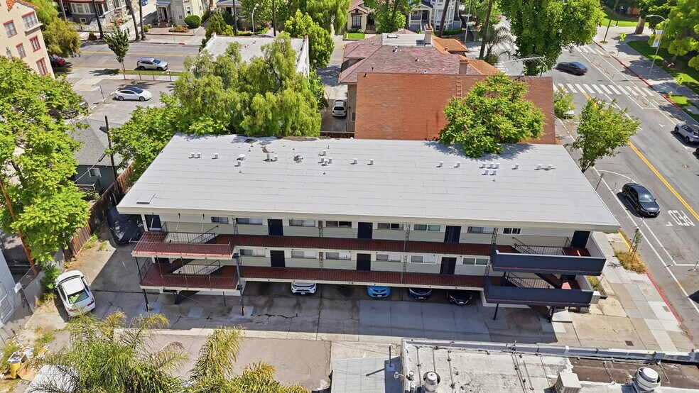 More Photos Of 231 E San Fernando St, San Jose Apartments For Sale