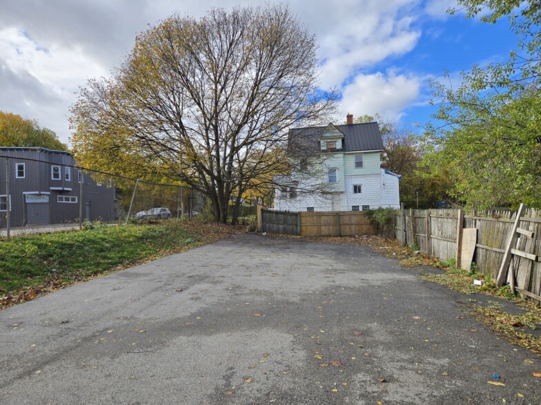 More Photos Of 511-515 Dewey Ave, Rochester Apartments For Sale