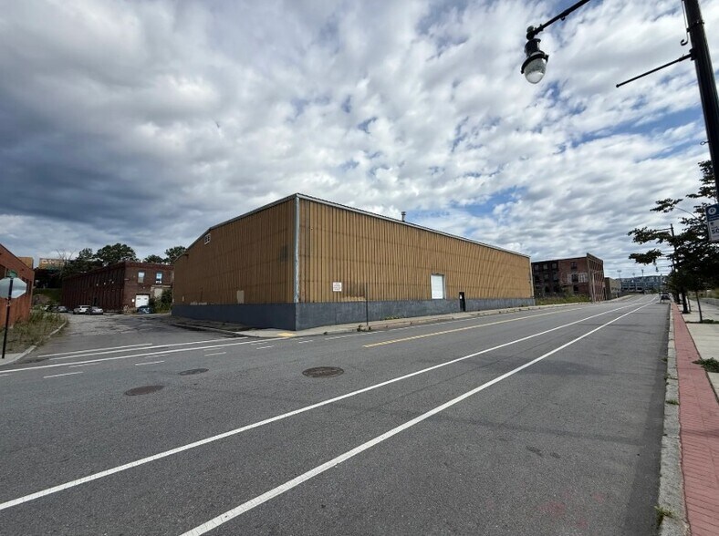 More Photos Of 100-104 Lamartine St, Worcester Warehouse For Lease