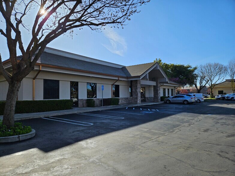 More Photos Of 1165 Scenic Dr, Modesto Office For Lease