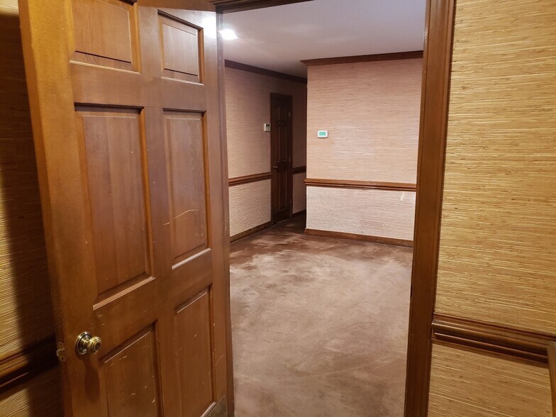 More Photos Of 411 Andrews Rd, Durham Office For Sale