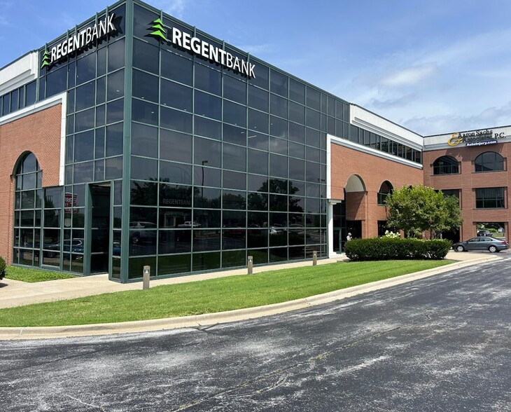 Primary Photo Of 3271 E Battlefield St, Springfield Office For Lease