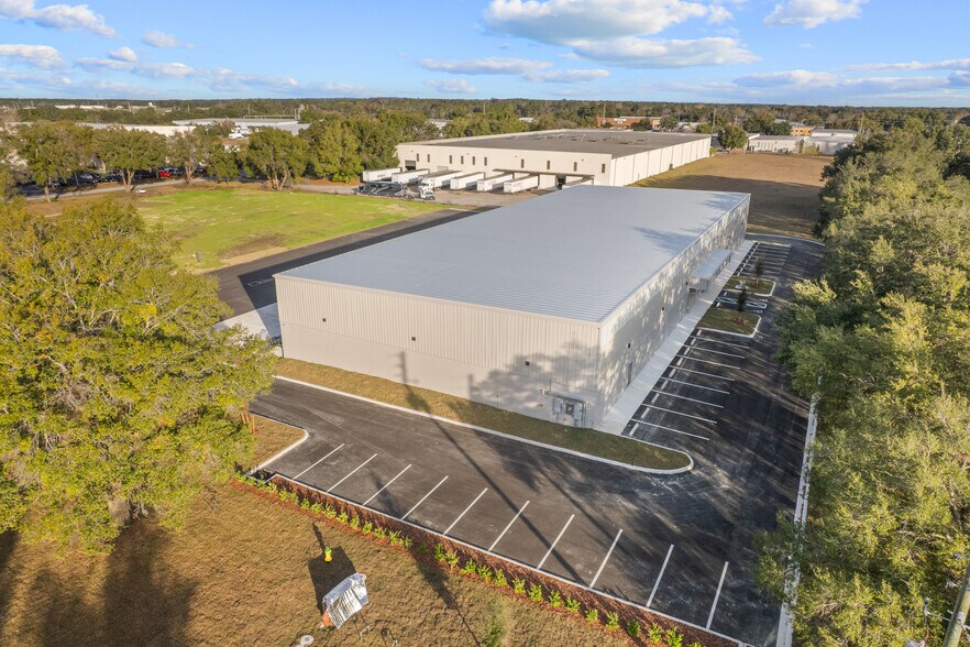 More Photos Of 5435 SW 6th Pl, Ocala Warehouse For Lease