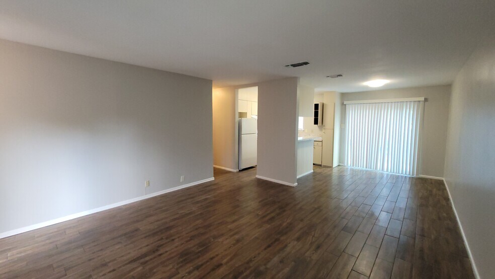 More Photos Of 521 Southtrail Dr, San Antonio Multifamily For Sale