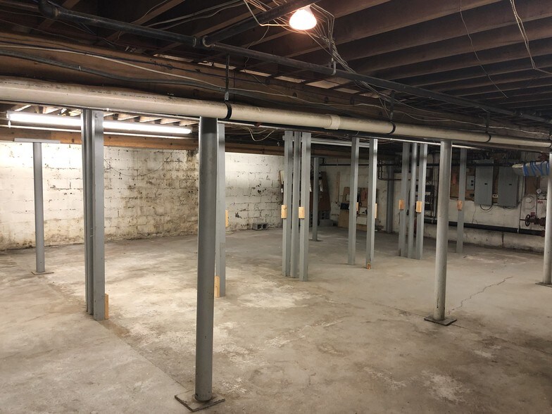 More Photos Of 178 Main Rd, Montville Flex For Lease