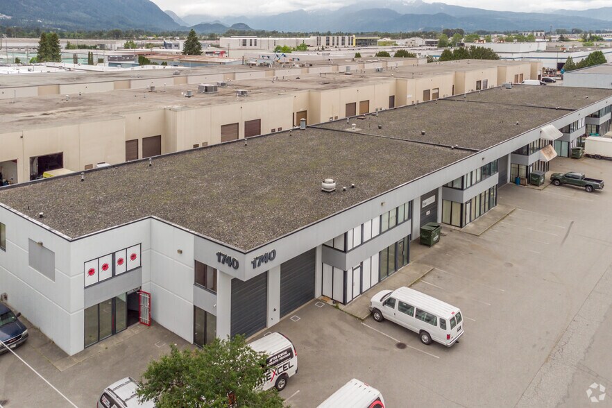 More Photos Of 1740 Broadway St, Port Coquitlam Distribution For Lease